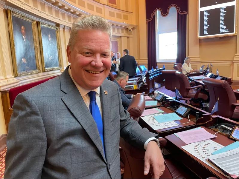Bill would expand autism training for school personnel